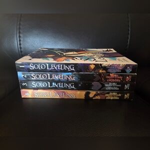 Solo Leveling Jinwoo Sung Anime Manga Volumes 1-4